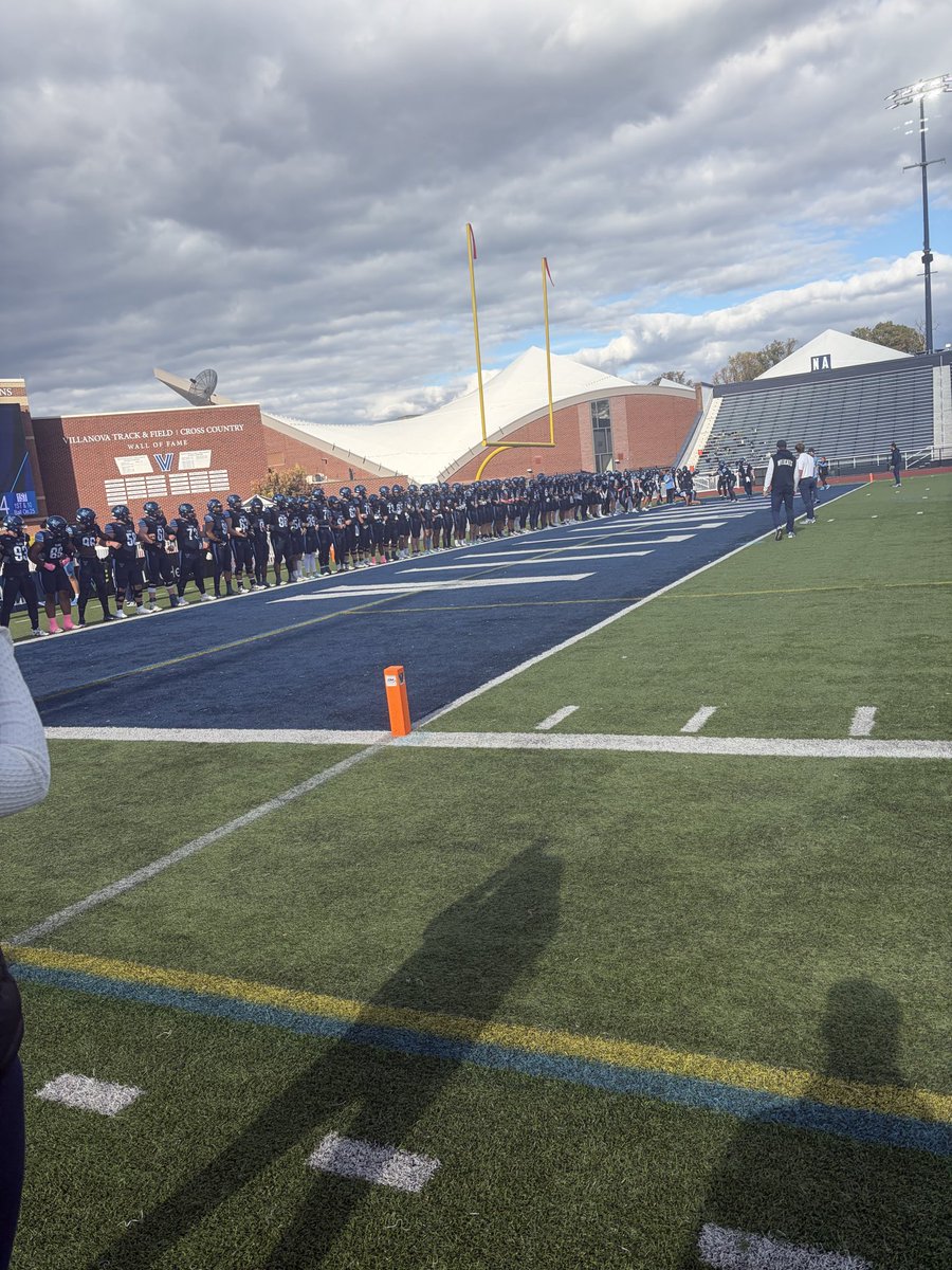 Thank you so much <a href="/devine_sean/">Sean Devine</a> and <a href="/NovaFootball/">Villanova Football</a> for inviting me out for a game day visit!!! I really enjoyed this experience!! <a href="/SRDevilFootball/">Shore Regional Football</a> #keepgrinding