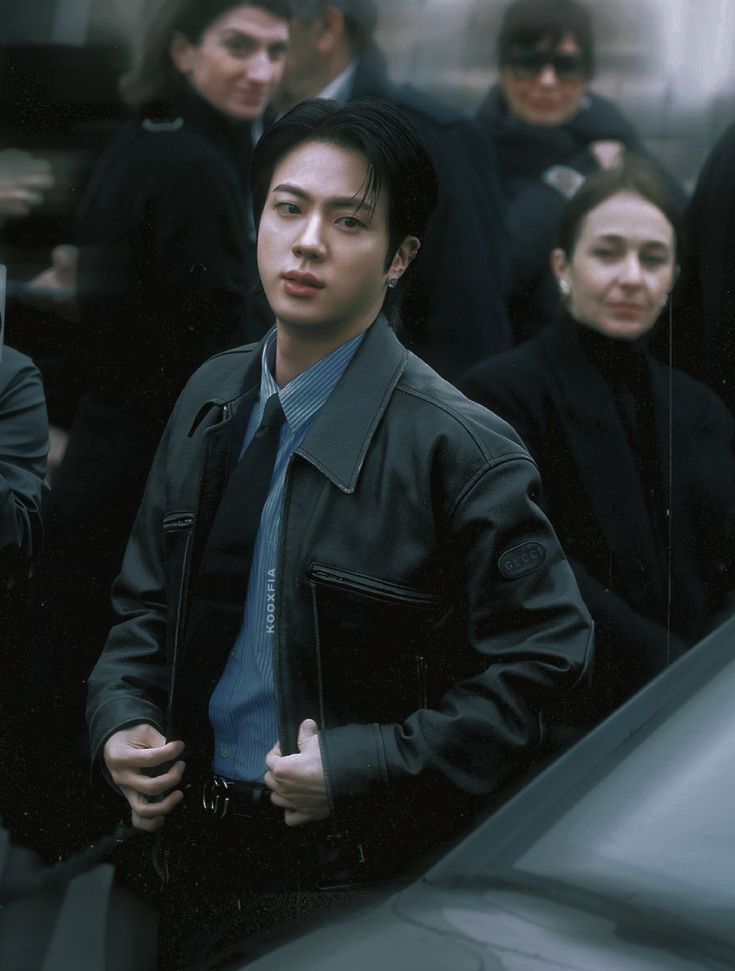 Pk_bts_land's tweet image. I’m voting #Jin for the #2025MAMAVOTE