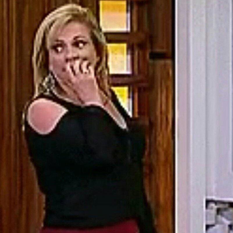 camila;;🍒 tweet media