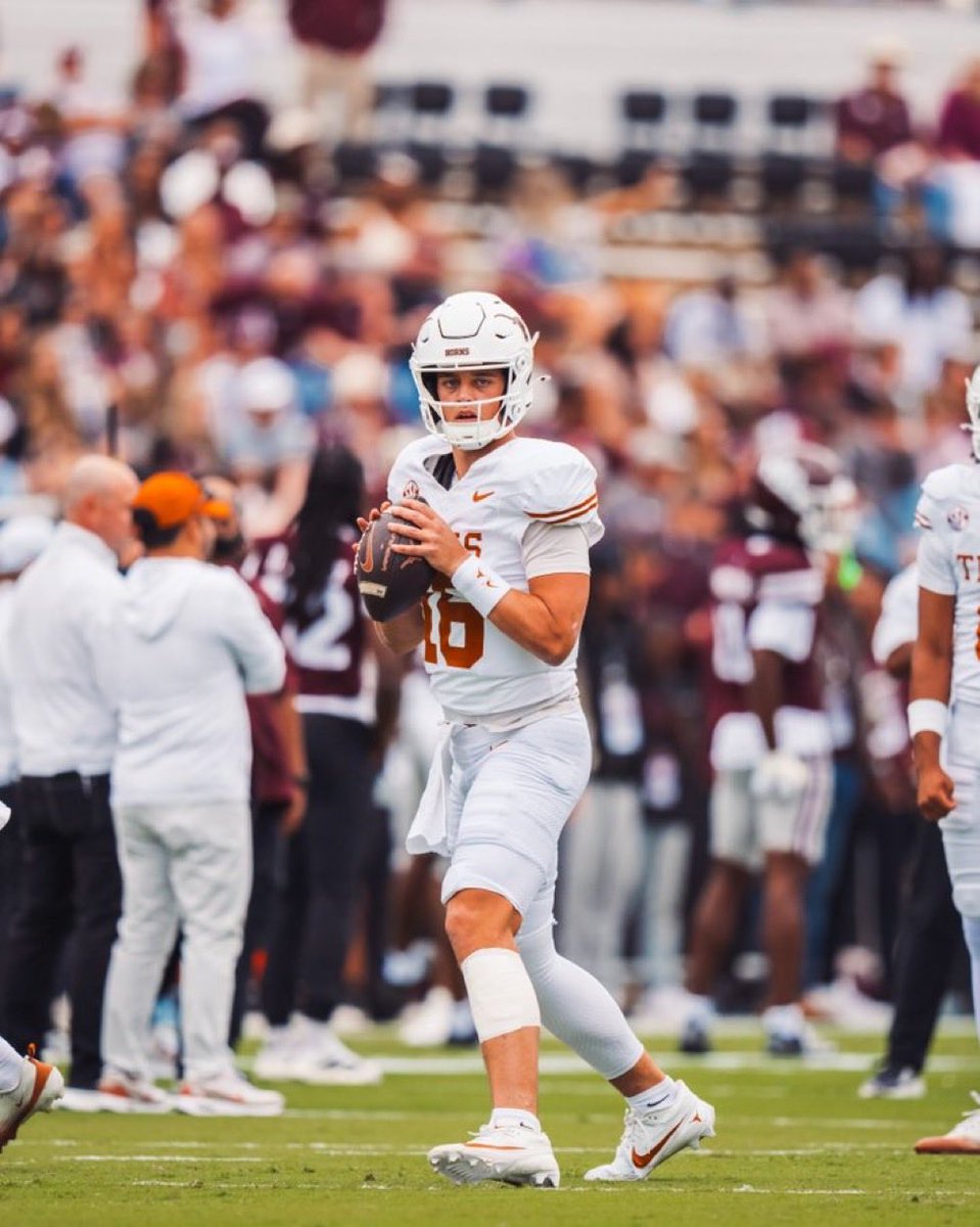 Arch Manning Led an Incredible Comeback! 🤘

29/46
346 Passing Yards
3 Passing TD’s + 1 Rushing  TD
200+ QB Rating in the 2nd Half 🤘