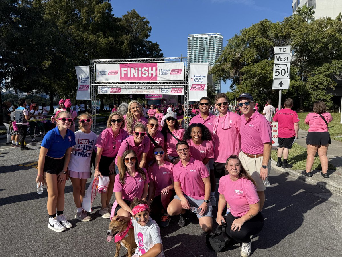 lblanchard_wx's tweet image. Today we MADE STRIDES💕
The FOX35 crew came out to Lake Eola to celebrate the thrivers and survivors and supporting those who are in the fight against breast cancer. 
Hearing all the stories of survivors filled me with so much admiration for their strength.
#makingstrides