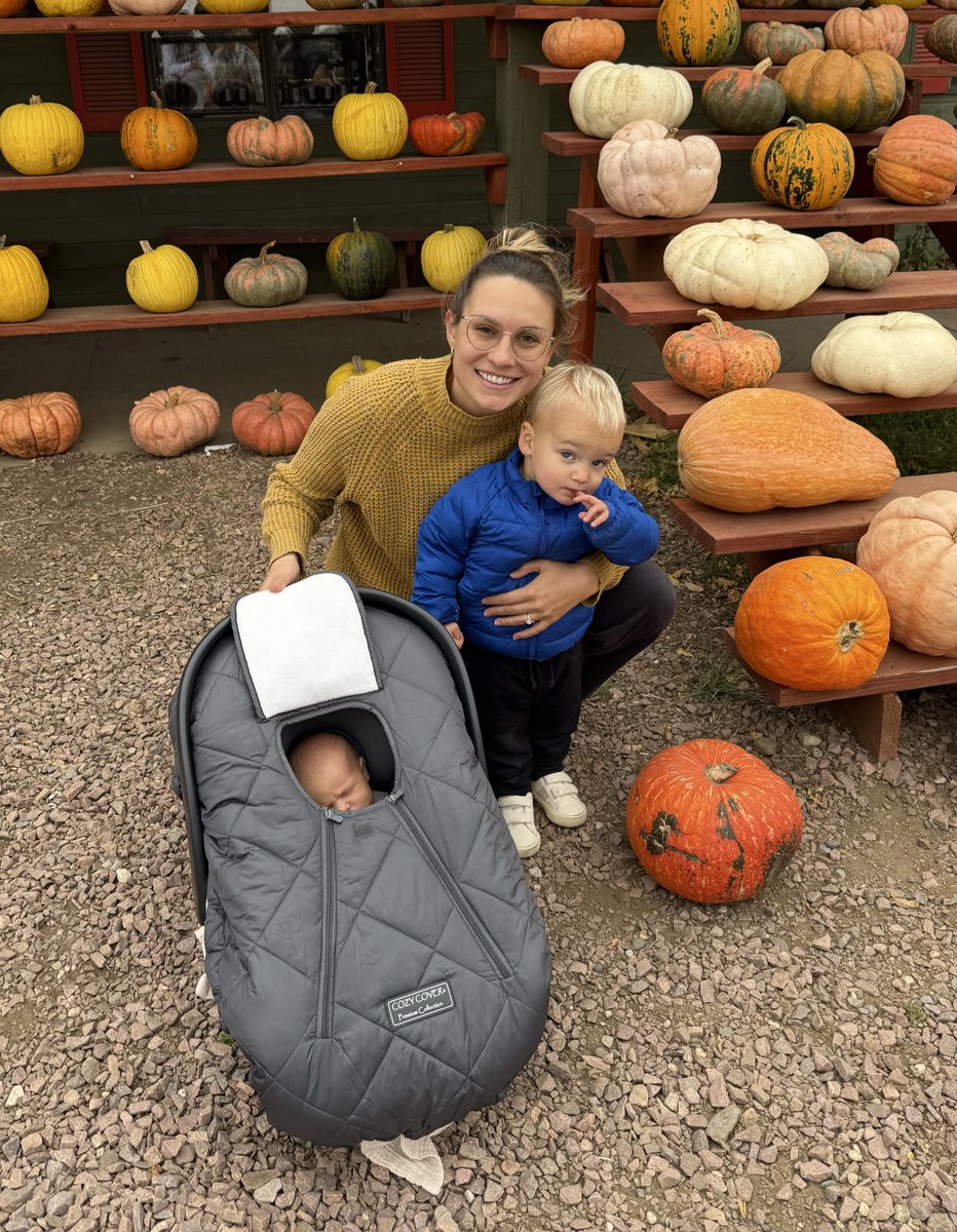 Holding down the fort! ❤️