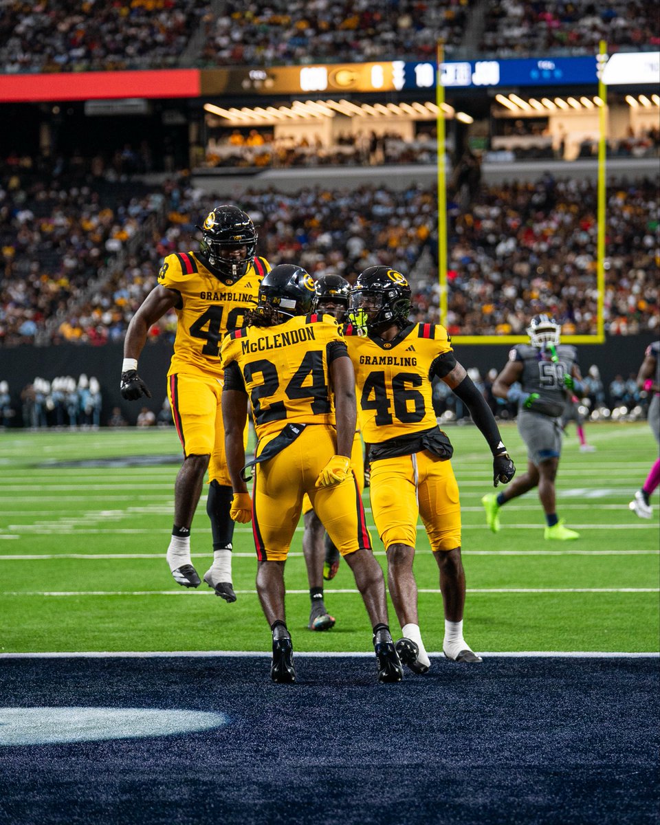LVHBCUClassic's tweet photo. First Half Flicks πΈ
#LVHBCUClassic | #HowWeHBCYOU https://t.co/1MkEbWWcmC