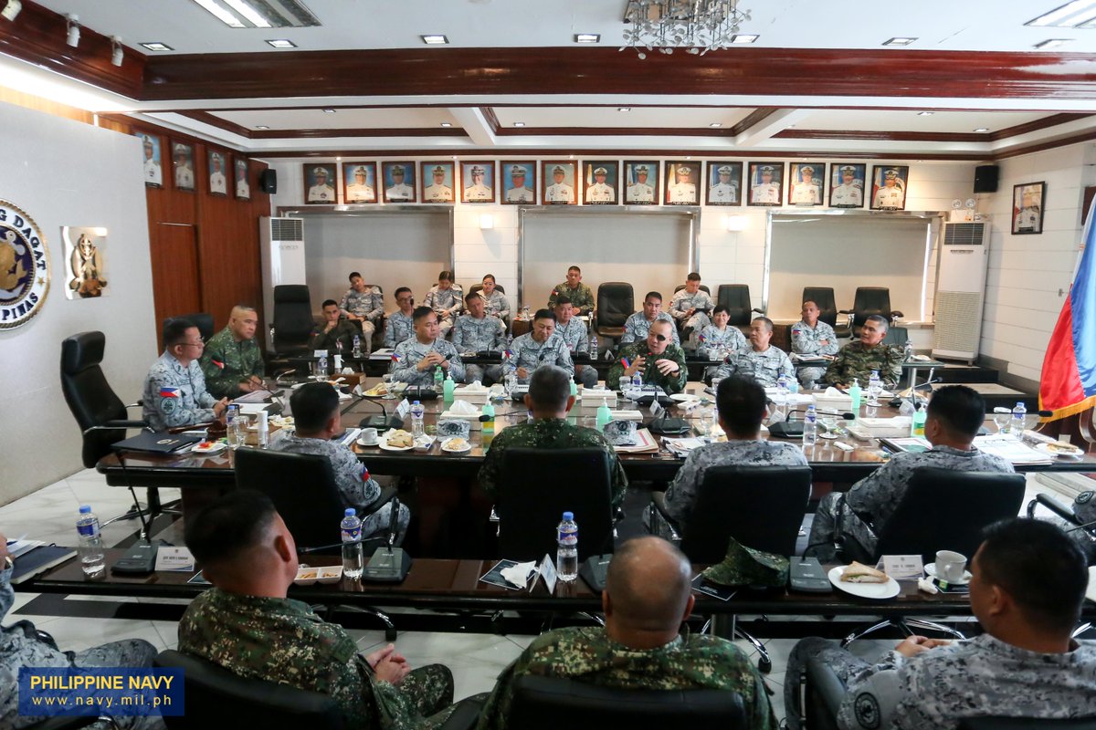 Philippine_Navy's tweet image. IN PHOTOS | PH #Navy conducts 1st Senior Leaders’ Meeting
👉🏽facebook.com/share/p/1Z71Vw…
#ProtectingtheSeasSecuringOurFuture
#ModernandMultiCapablePHNavy
#OneAFPOnePhilippines
#StrongAFPStrongPhilippines