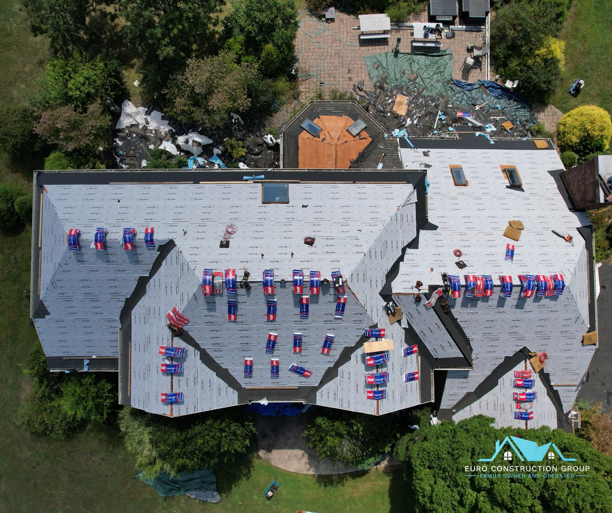 Euro Roofing & Siding tweet media