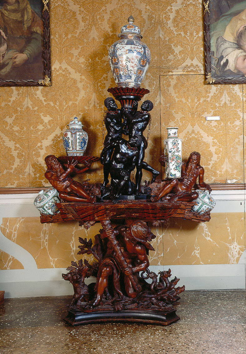 Sobre la representación en el arte. 

Mueble para el Palacio Venier. Andrea Brustolon. Venecia. 1700-