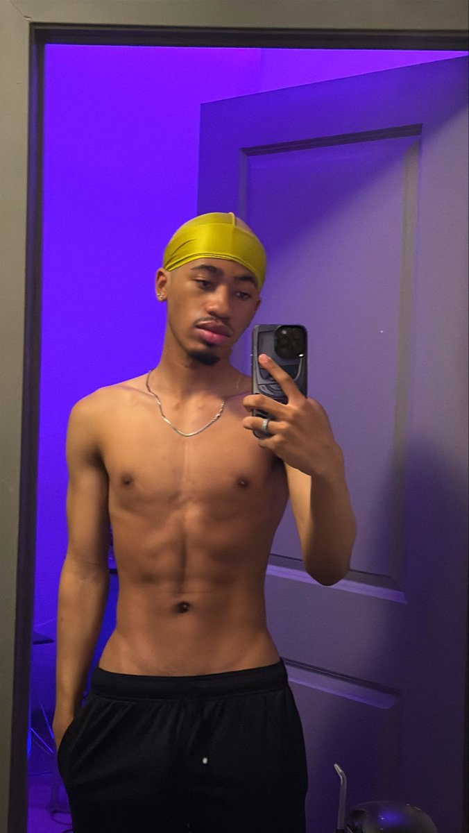 jadenaioha's tweet image. come over