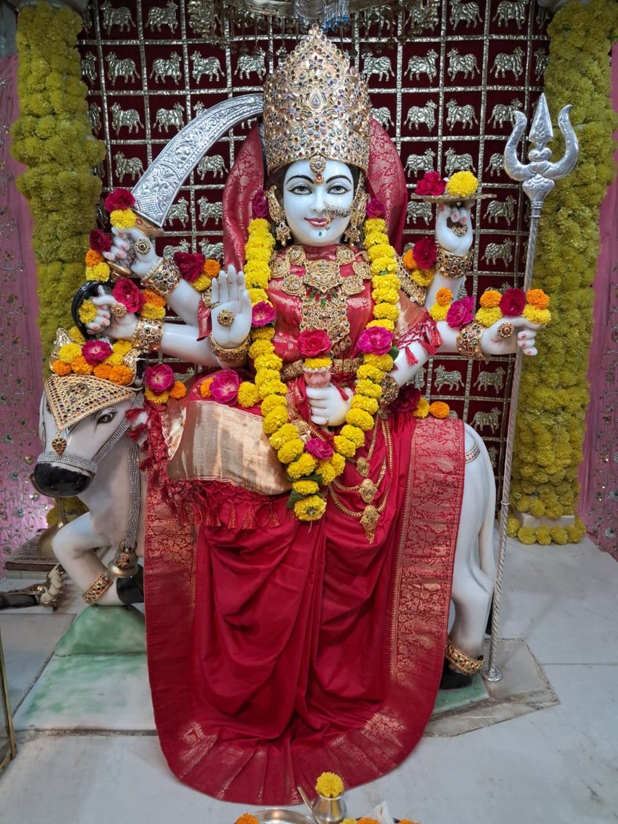 P87115398Suri's tweet image. 🙏💧सुप्रभात दोस्तो 💧🙏
    🙏 💧जय उमिया मात की💧🙏
🙏💧आज  के दर्शन गठिला मंदिर💧🙏
🙏💧जयहो महाकाल भोलेनाथ की💧🙏
💧💧💧💧💧💧💧💧💧💧💧💧