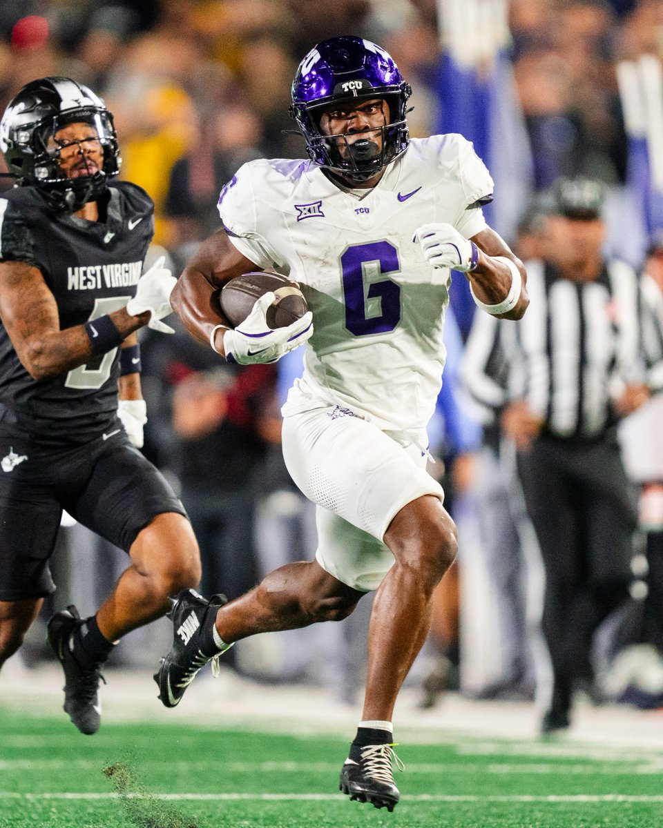 TCUStatsInfo's tweet image. With his 46-yard rush, Trent Battle has his team-high fifth explosive rush of the season.