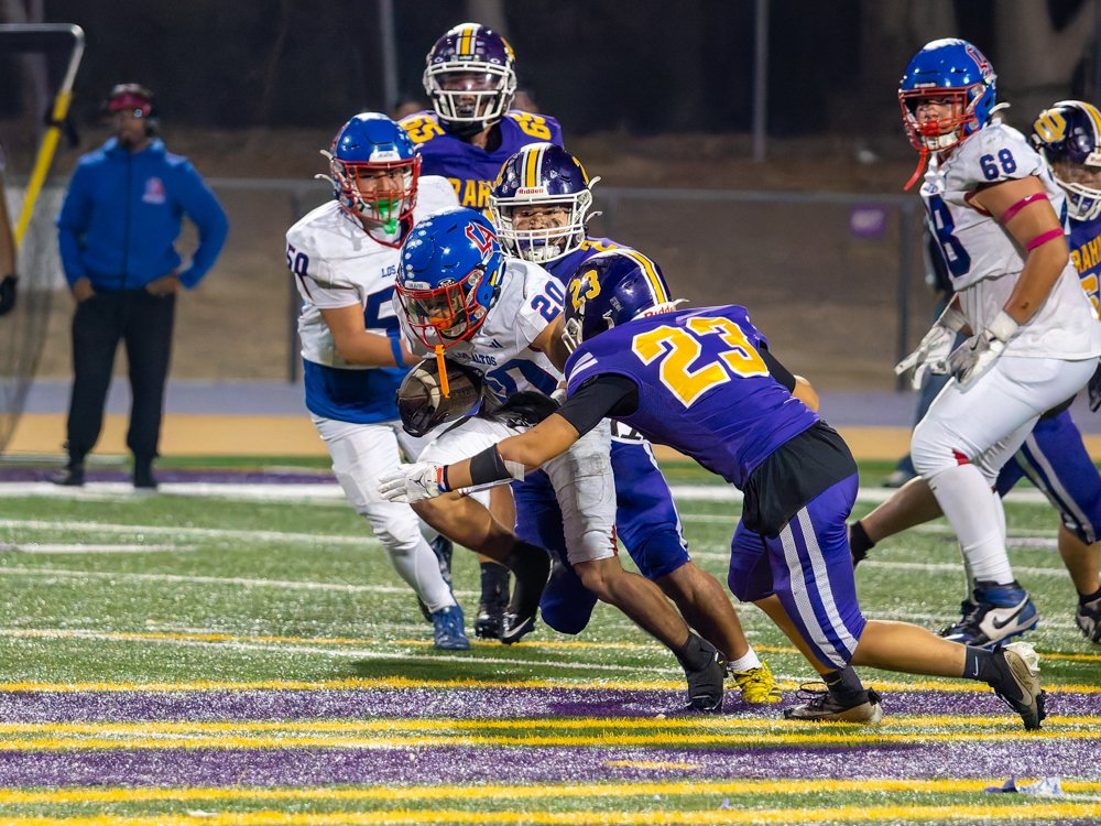 Sportscenetv's tweet photo. A Friday night thriller in the Hacienda League 🏈
Los Altos rallied late to edge Diamond Bar 49-35 in a back-and-forth battle between two determined teams.

Full Game Recap + Photo Gallery 
➡️ https://t.co/1lTIP3IuUN

@chchampsports @PeteMarshallLaw @Tarek_Fattal @latsondheimer @prestige1sports @prk_media @LAConqAthletics @LosAltosHS @DiamondBarHS1 @brahmafootball @DBHS_Athletics @Coach_Castaneda @CIFSS 

#HighSchoolFootball #LosAltos #DiamondBar #HaciendaLeague #PrepFootball #Sportscenetv