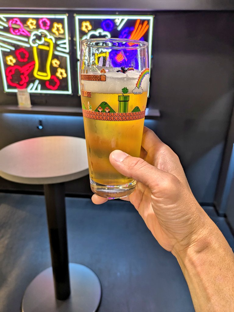 bellbell0619's tweet image. OPPだけどビール🍺
学生の頃に居酒屋さんでバイトしてたのに全然うまく注げない笑
#CONTINUE?
#gamebrew