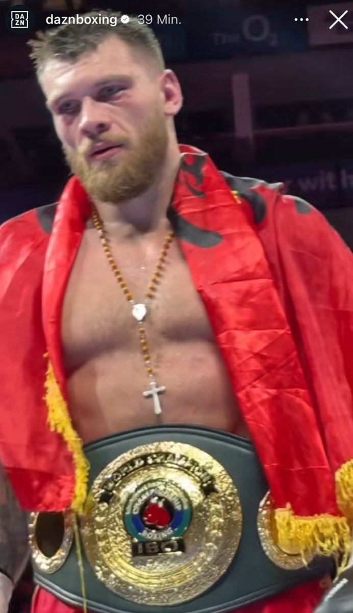 FilteredZero's tweet image. Albanian boxer Jurgen Uldedaj made history, crowned world champion by the IBO in the Cruiserweight category after defeating Cameroonian Rolly Lambert Fogoum at London’s O₂ Arena  the first world title in Albanian boxing history. 🇦🇱🔥