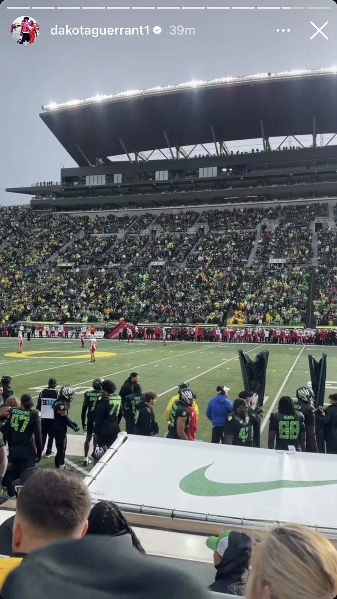Oregon Updates (@oregon__updates) on Twitter photo Elite 2027 WR Dakota Guerrant is back in Eugene π¦
#1 recruit in Michigan Elite 2027 WR Dakota Guerrant is back in Eugene π¦
#1 recruit in Michigan