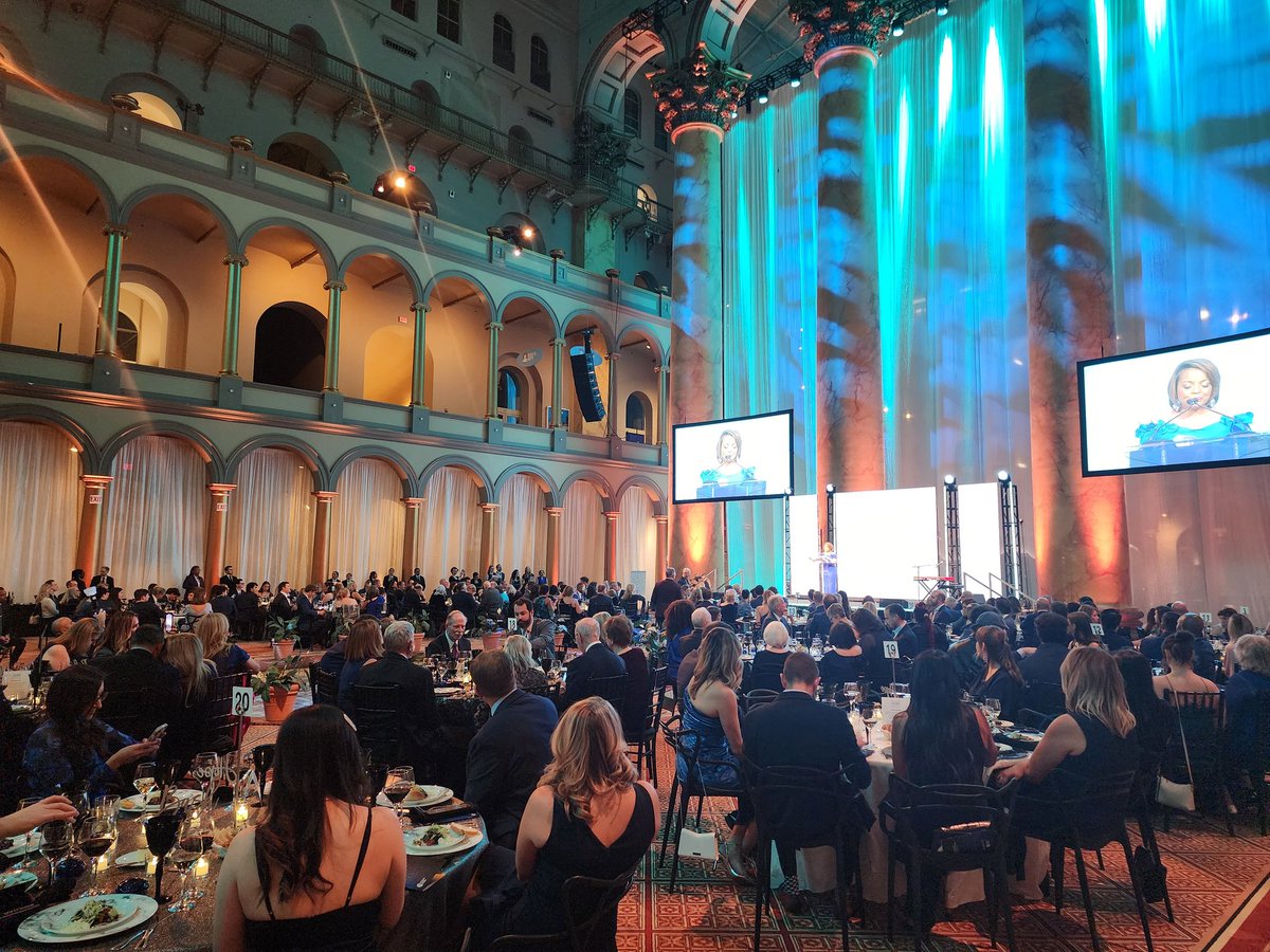 OncoSause's tweet photo. Honored to support @CCAlliance's Blue Hope Bash in DC tonight, representing @NateraOncology. Continued progress in the fight against colorectal cancer is more important than ever &amp; it's inspiring to see so many come together to support the effort.
#crc @RueschCenter @craigmelvin https://t.co/gUQRg8XbtO