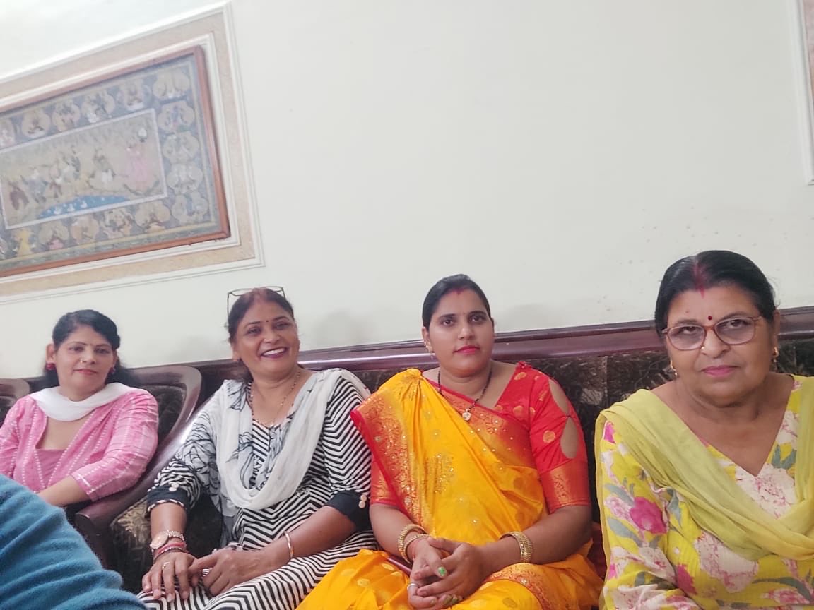 Seema kamboj (@seemampys) on Twitter photo 