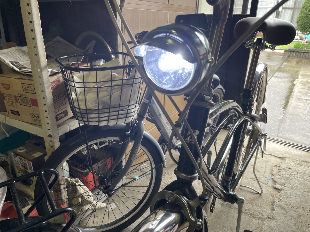 ベルリーヌ【休日の街角】 リリー・カロトゥーン on X