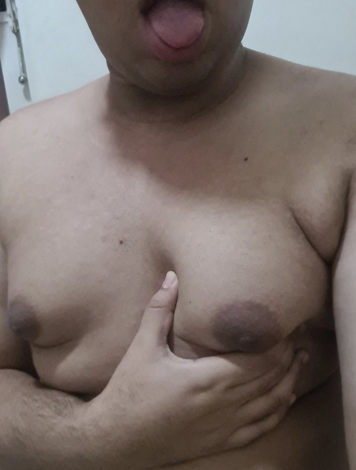 Tesão no mamilo