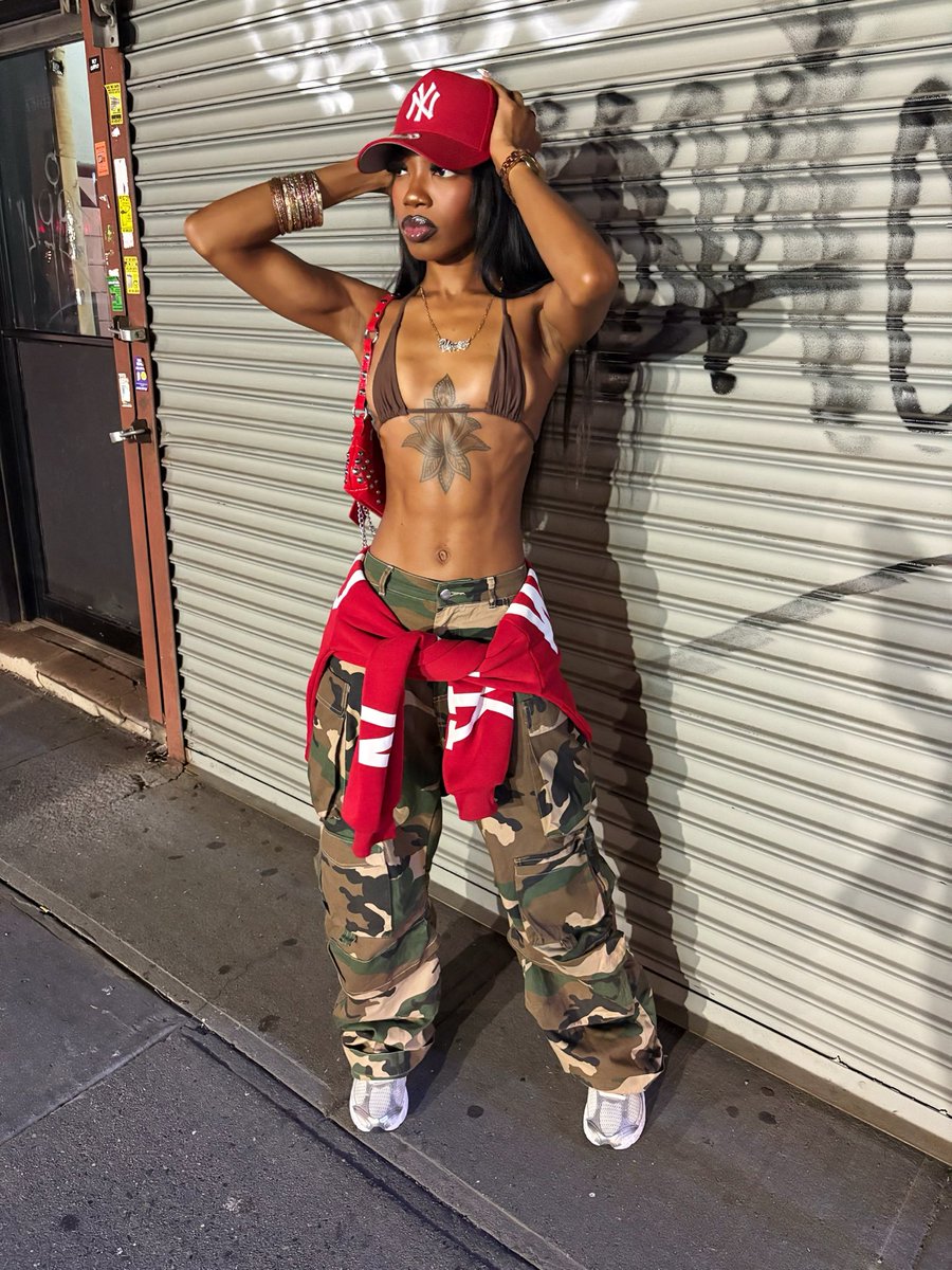 BIG LEO. ❤️‍🔥 tweet media