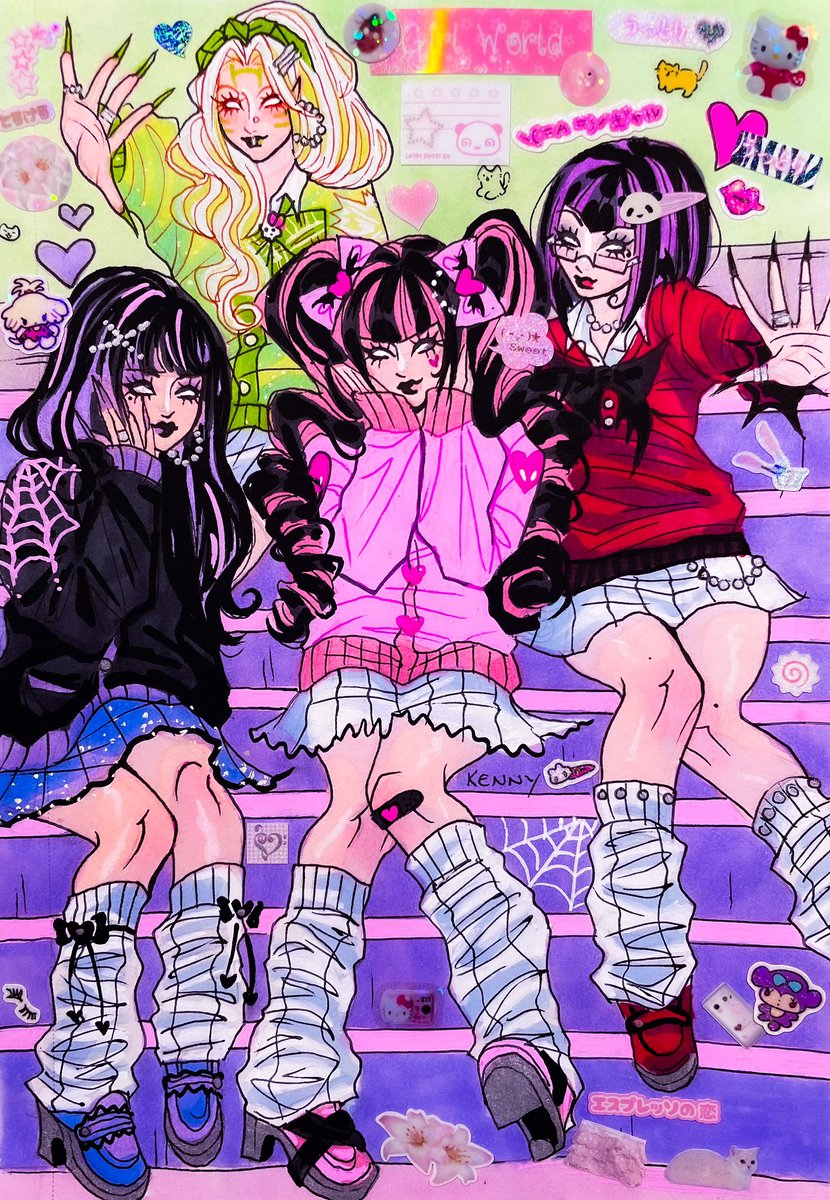 I’m back :)
Vampire gals~