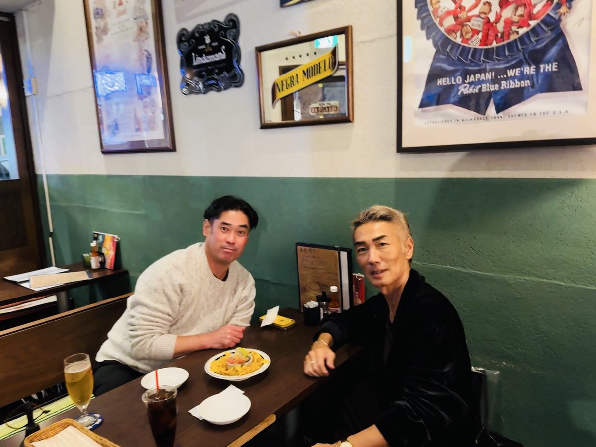 荒川区のお隣(足立区)北千住にて、2023年開業にあたりホームページ制作、ロゴ、名刺、リーフレットのデザインのお手伝いをさせていただいたお客様と周年祝いをささやかに(^^)

--- 本音で #webデザイナー #webデザイン勉強中 #webデザイン #駆け出しwebデザイナー #駆け出しエンジニア を応援中🤝