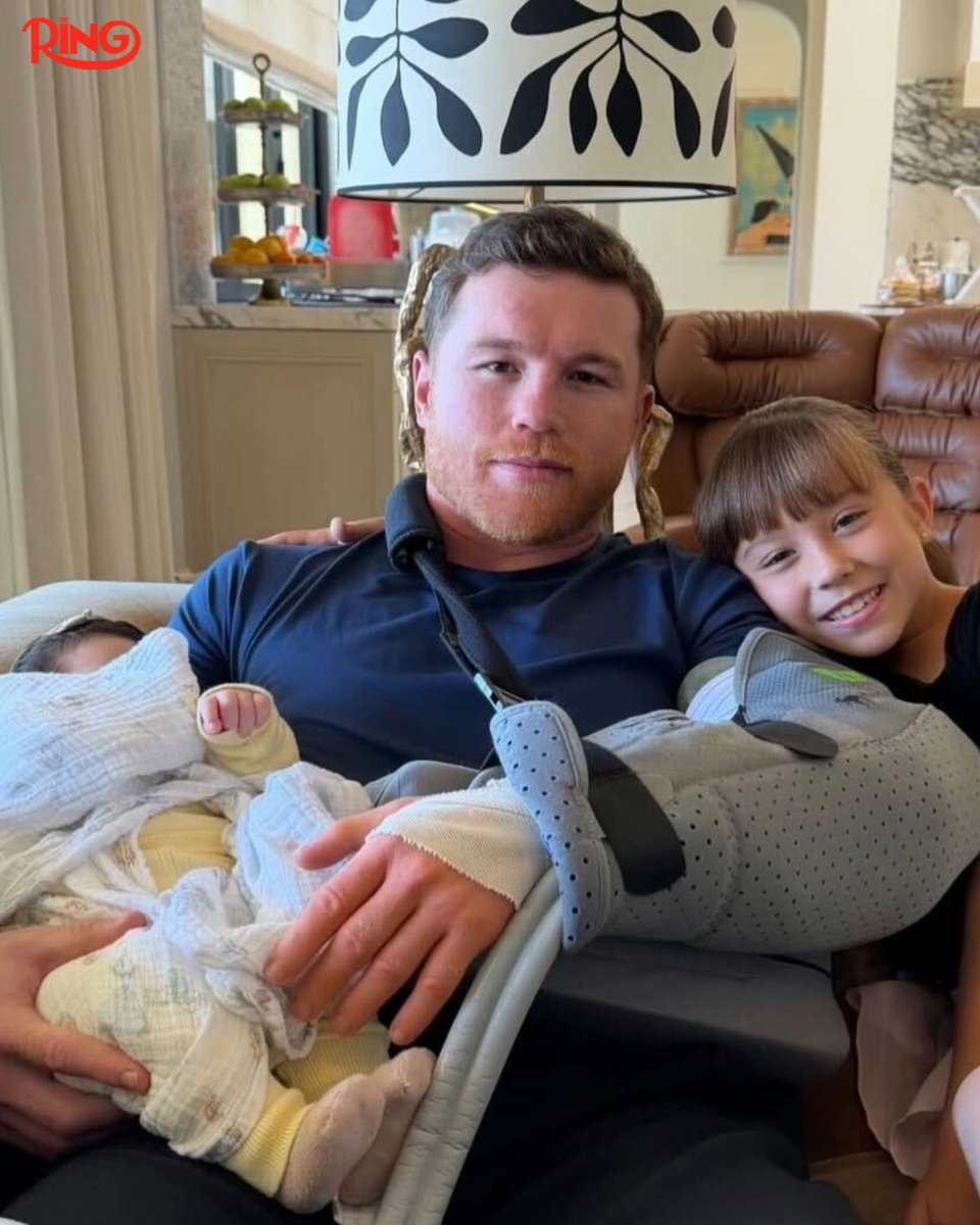 ringmagazine's tweet image. Canelo Alvarez is on the mend after having surgery on his left elbow following his loss to Terence Crawford 💪 

The former Ring champion will reportedly be able to resume training in 4-6 weeks 🥊