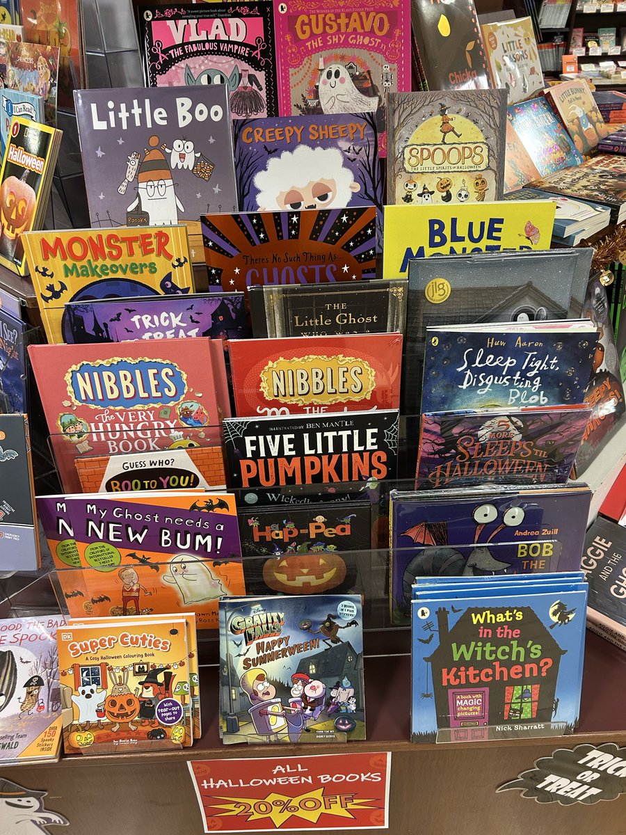 Kino_BKT's tweet image. 🎃ハロウィン絵本フェア👻
✨20％OFFセール中✨
店頭レジにて対象のハロウィン絵本が20％OFFです♪とってもお得ですので是非ご覧下さいね〜🦹‍♀️【10/31まで】yt