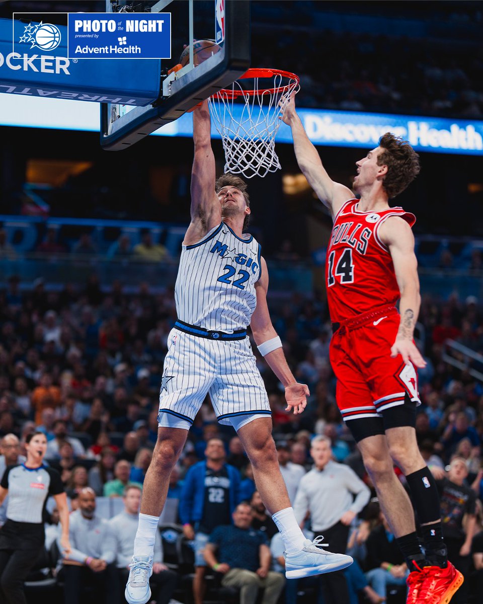 Franz Wagner catching the lob 📸