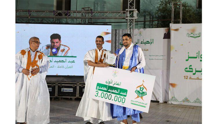 قال وزير الثقافة والفنون والاتصال والعلاقات مع البرلمان، الناطق باسم الحكومة، الحسين ولد مدو، إن قطاعه حريص على الارتقاء بأداء الإعلام العمومي وتمكينه من أداء رسالته التنويرية والتوعوية في خدمة الدين والوطن والمجتمع.