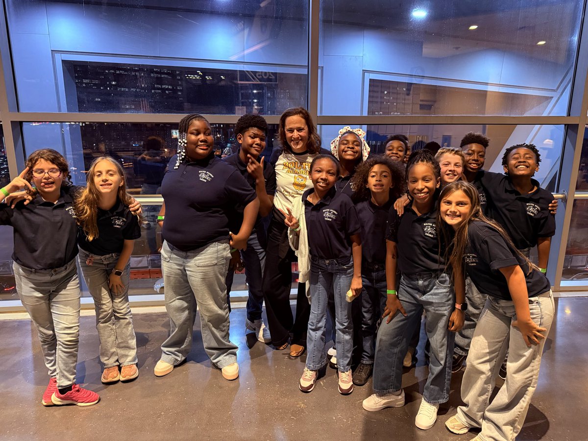 What a night! Our amazing 5th graders shined as they sang their hearts out at the Hawks game. Huge shoutout to Mrs. Brooks for doing the thing and creating such an opportunity for our students to soar! 🎶🏀
