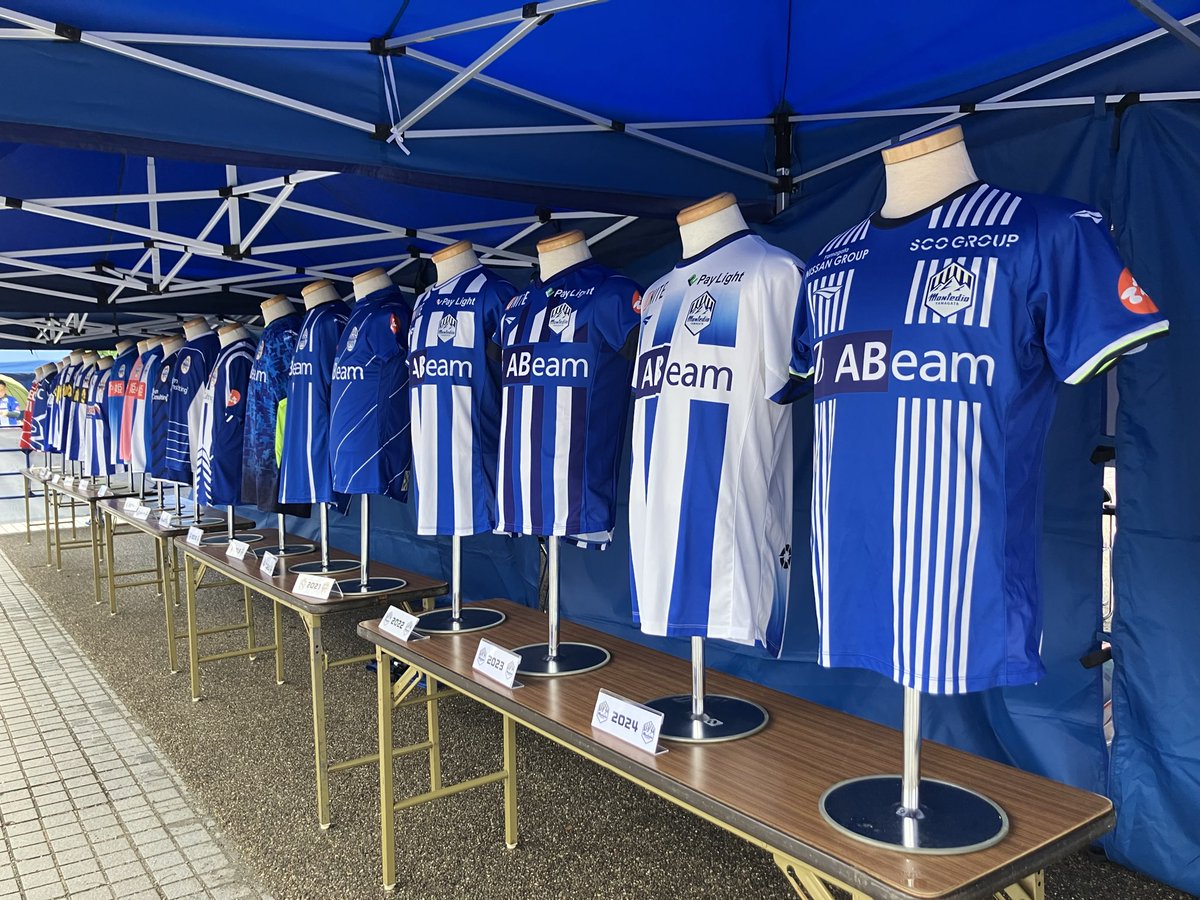 ⭐️歴代ユニフォーム展示中⭐️ 本日はレトロデー！！ 中央エリアでは