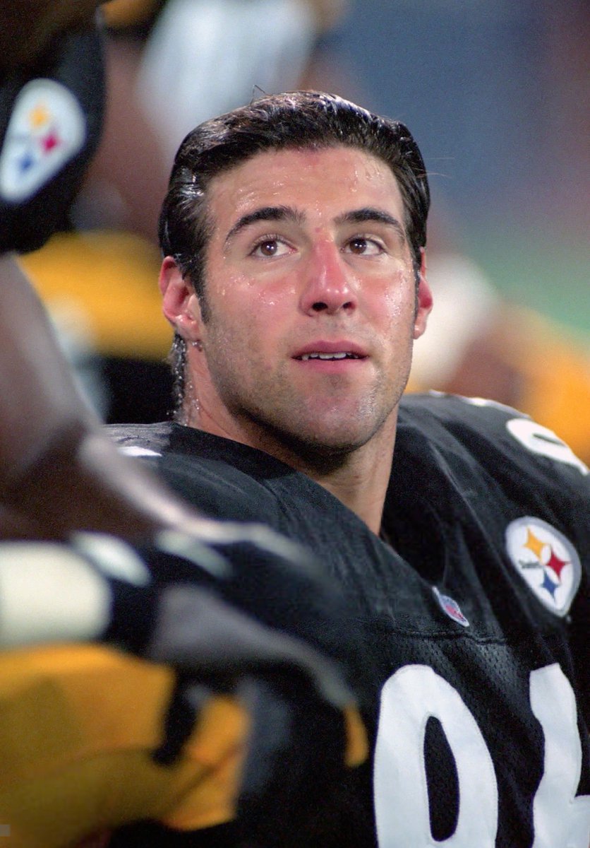 stolenhours's tweet photo. Ahh yes, 1997 Mike Vrabel before he became a FKN LEGEND https://t.co/sVS4VSCId9