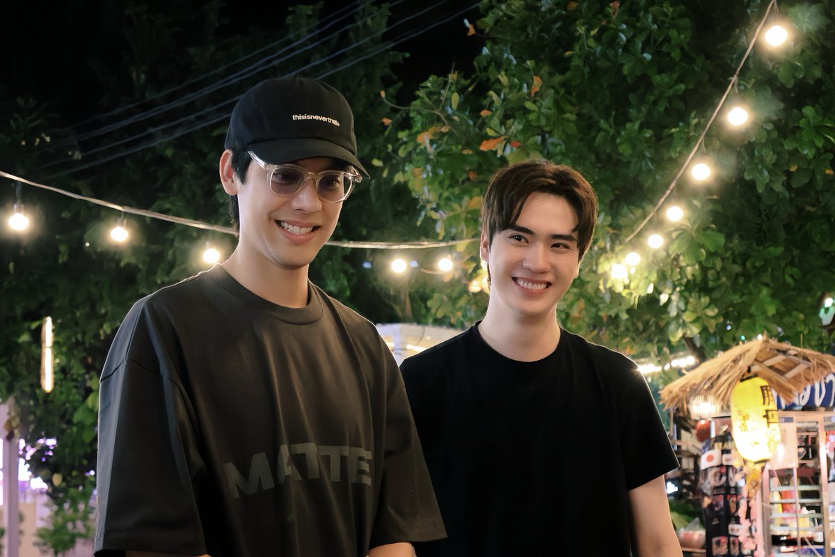 请来一杯老板特调☕

#ตี๋ตี๋อ้อนทัวร์withแฟนครับ 
#TEeThanapon #ตี๋ธนพล 
#TEeJarujiWorld #TaeDarvid
