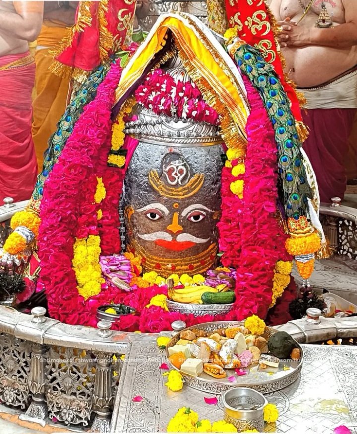 ┈┉┅━❀꧁꧂❀━┅┉┈
🙏🌹 #जय_श्री_महाकाल 🌹🙏
श्री महाकालेश्वर ज्योतिर्लिंग जी का
 #भस्म_श्रृंगार_आरती दर्शन।
 26 अक्टूबर 2025 , रविवार। 
┈┉┅━❀꧁꧂❀━┅┉┈