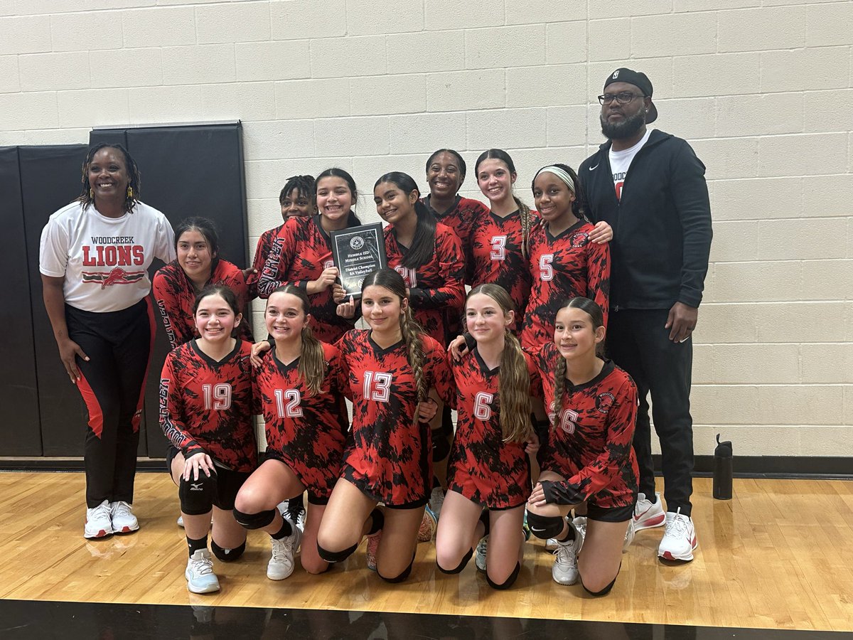 Huge Congratulations to my old squad on capturing the championship today! 🏆 💪🏾It was such a joy to watch my former babies compete!  Well done to the entire team and coaching staff! #AlwaysALion <a href="/WMSLadyLions/">WMS Lady Lions</a>