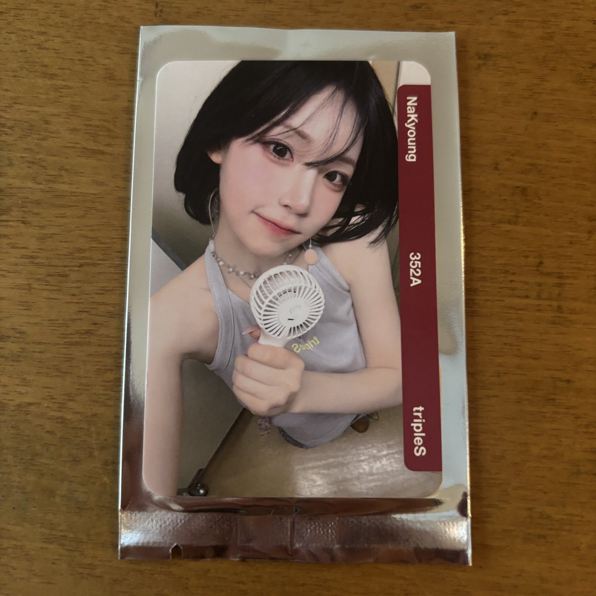 アイドル tripleS Objekt NaKyoung E304A JAPAN WAV アイドル tripleS