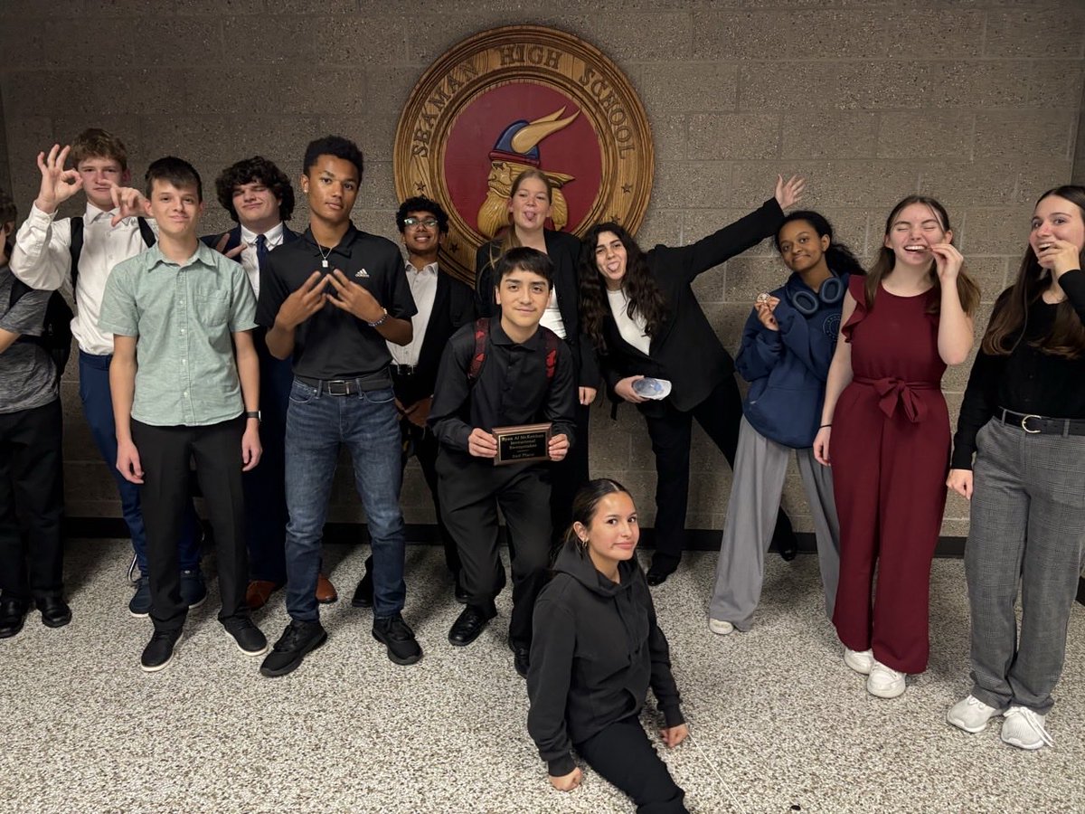 OE Hawk Talkers tweet media