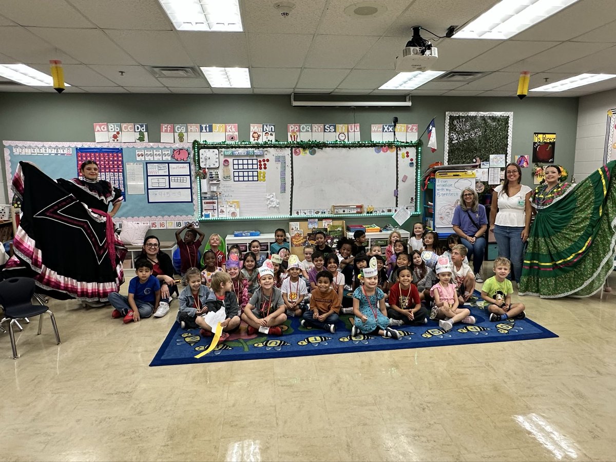 mariaxmtz1's tweet photo. ๐ Celebrating Multicultural Day in Kinder! ๐ Our students learned to count to 10 in Indonesian and explored the vibrant traditions of Mexico through traditional dresses and dances! ๐ฎ๐ฉ๐ฒ๐ฝ @NISDMireles @NISDElemSS @NISDScience #MulticulturalEducation #Diversity #FunFriYay https://t.co/w2mxznvy9u
