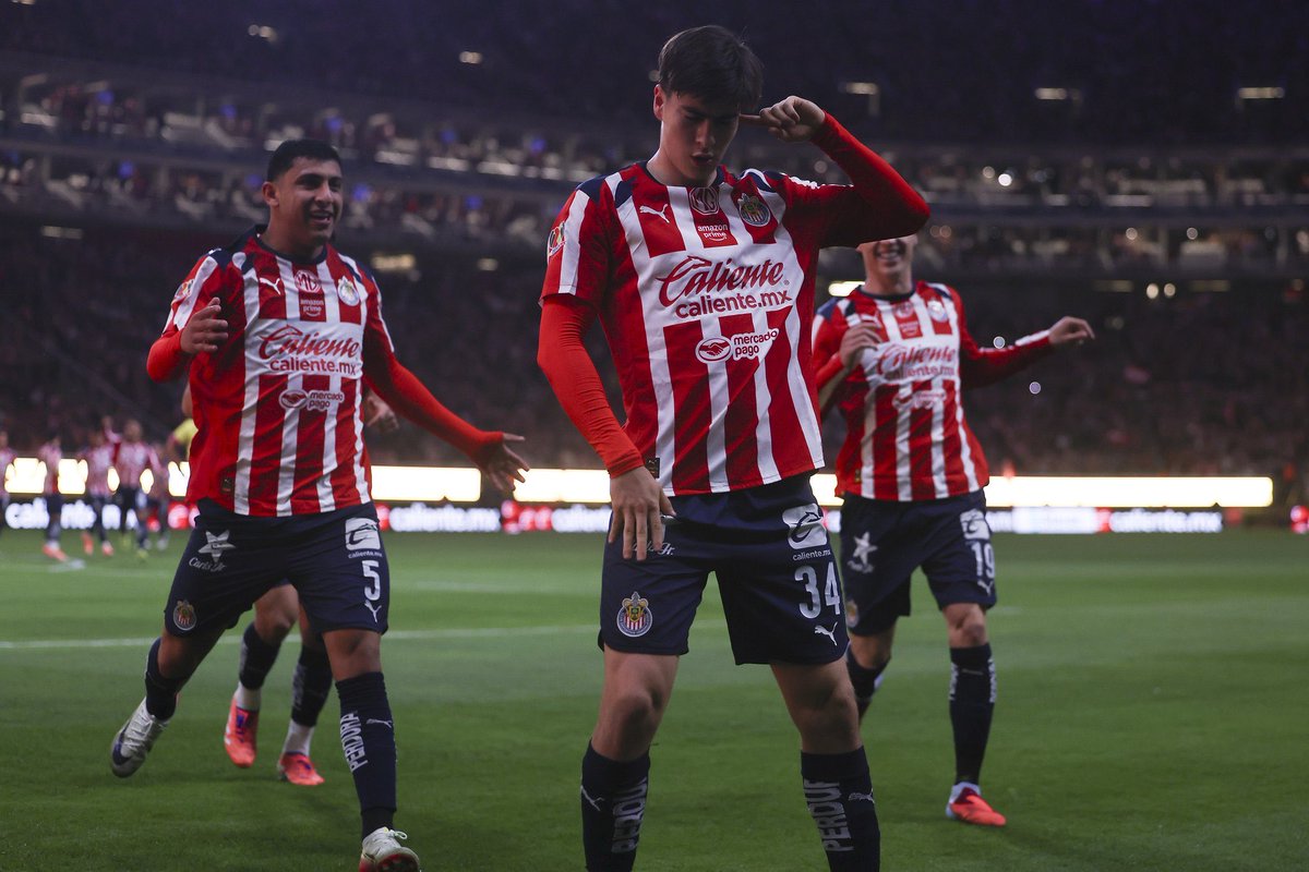 El mejor delantero mexicano de la actualidad.