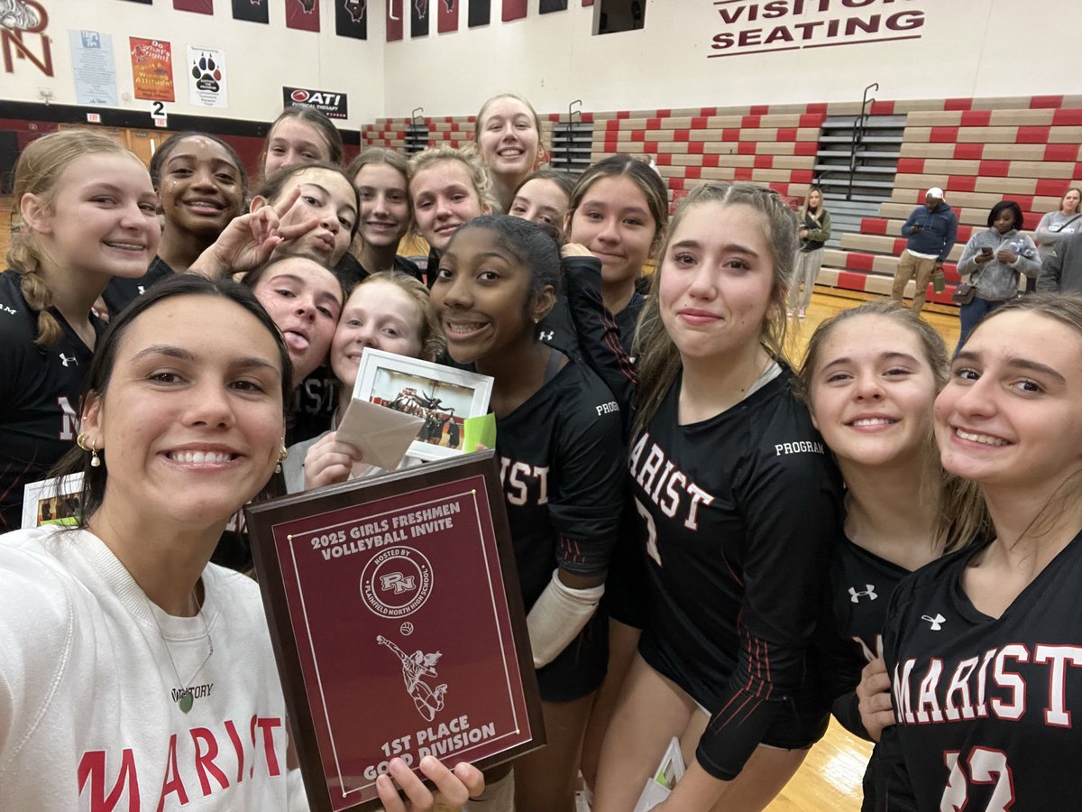 RedHawkVB's tweet image. 🏆CHAMPS🏆 #Program Freshmen finish the season in style sweeping the Plainfield Tournament to the Championship. Congrats Coach Paige and girls 🏐👏🥳