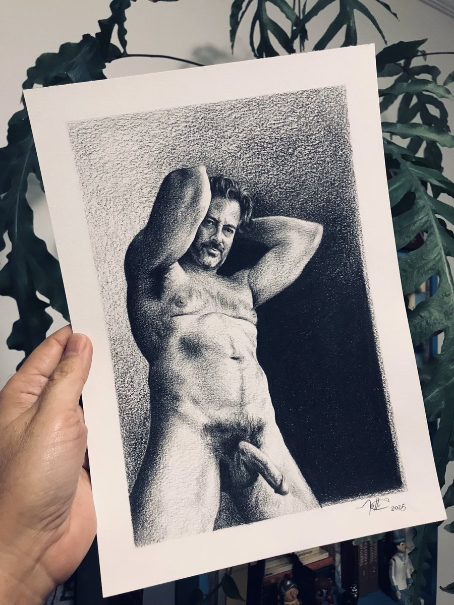 Graphite pencil on paper, 21cm x 29 cm.