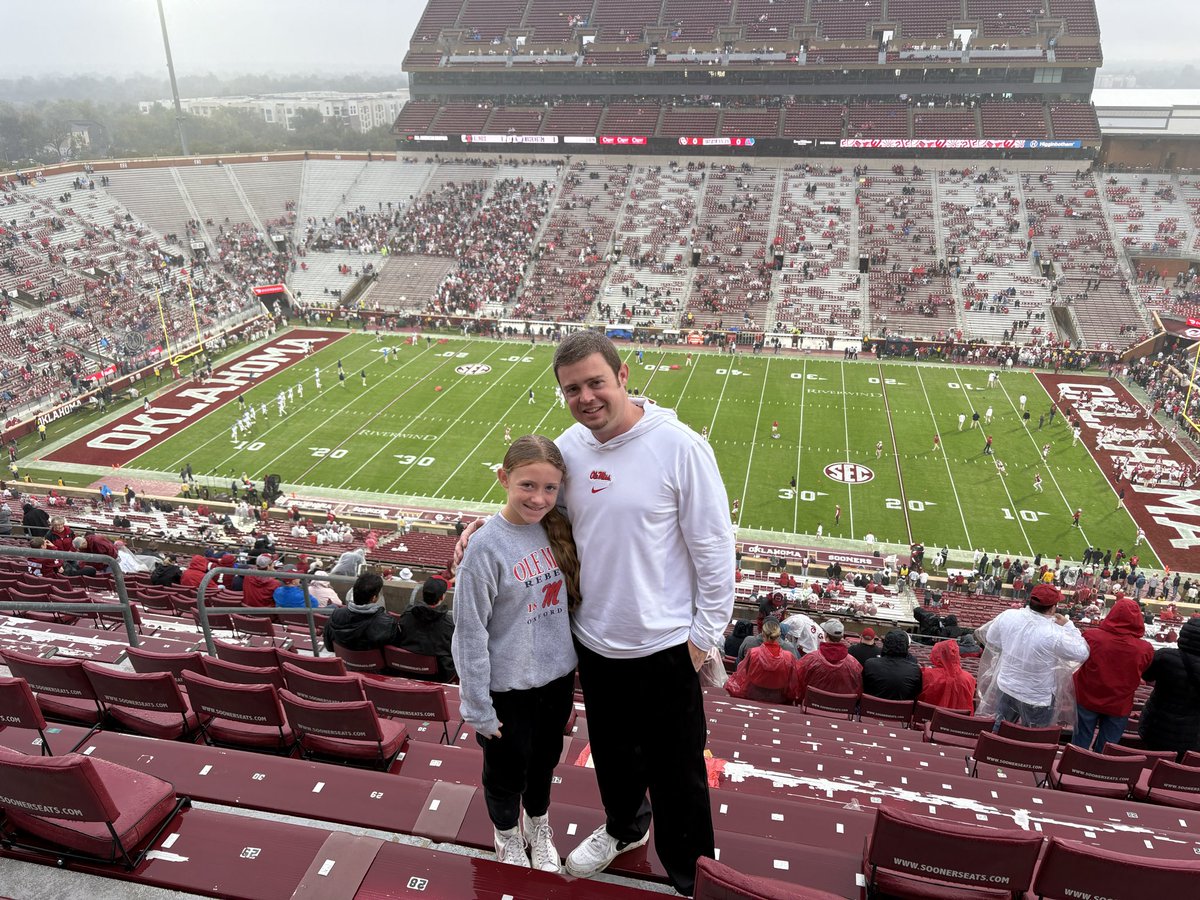 Coach__Wallace's tweet photo. It was a solid day in Norman, OK. One I won’t soon forget! #HottyToddy https://t.co/K3l1mHsmSd