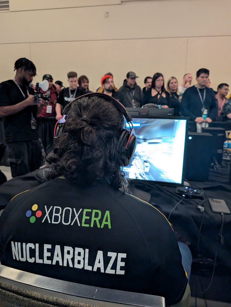 Repping <a href="/xboxera/">XboxEra</a> at #HaloWC FFA Grand Finals, is the one, the only, <a href="/NuclearBlaze/">🍉 NuclearBlaze 🍉</a>!

Go for the win!