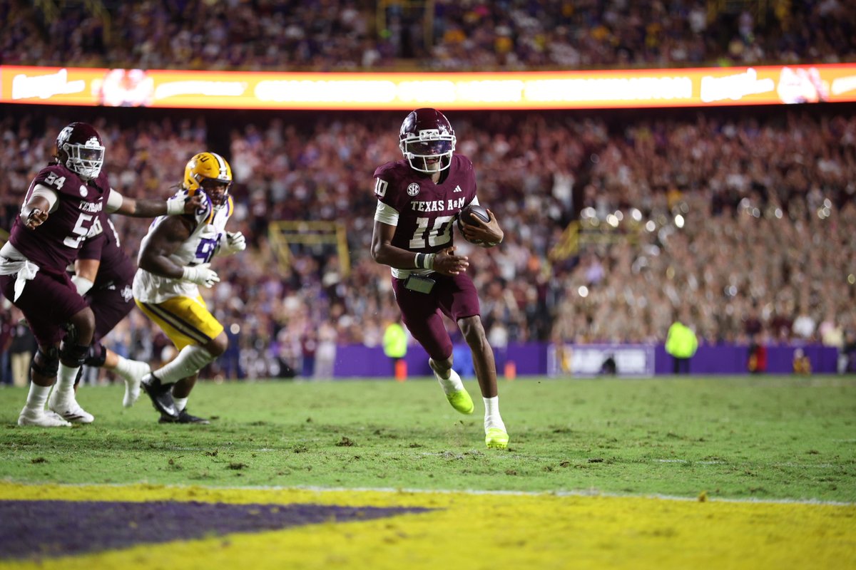 Marcel Reed is the first Aggie QB with a pair of rushing and passing touchdowns in an SEC road game since Johnny Manziel in 2012.

#GigEm