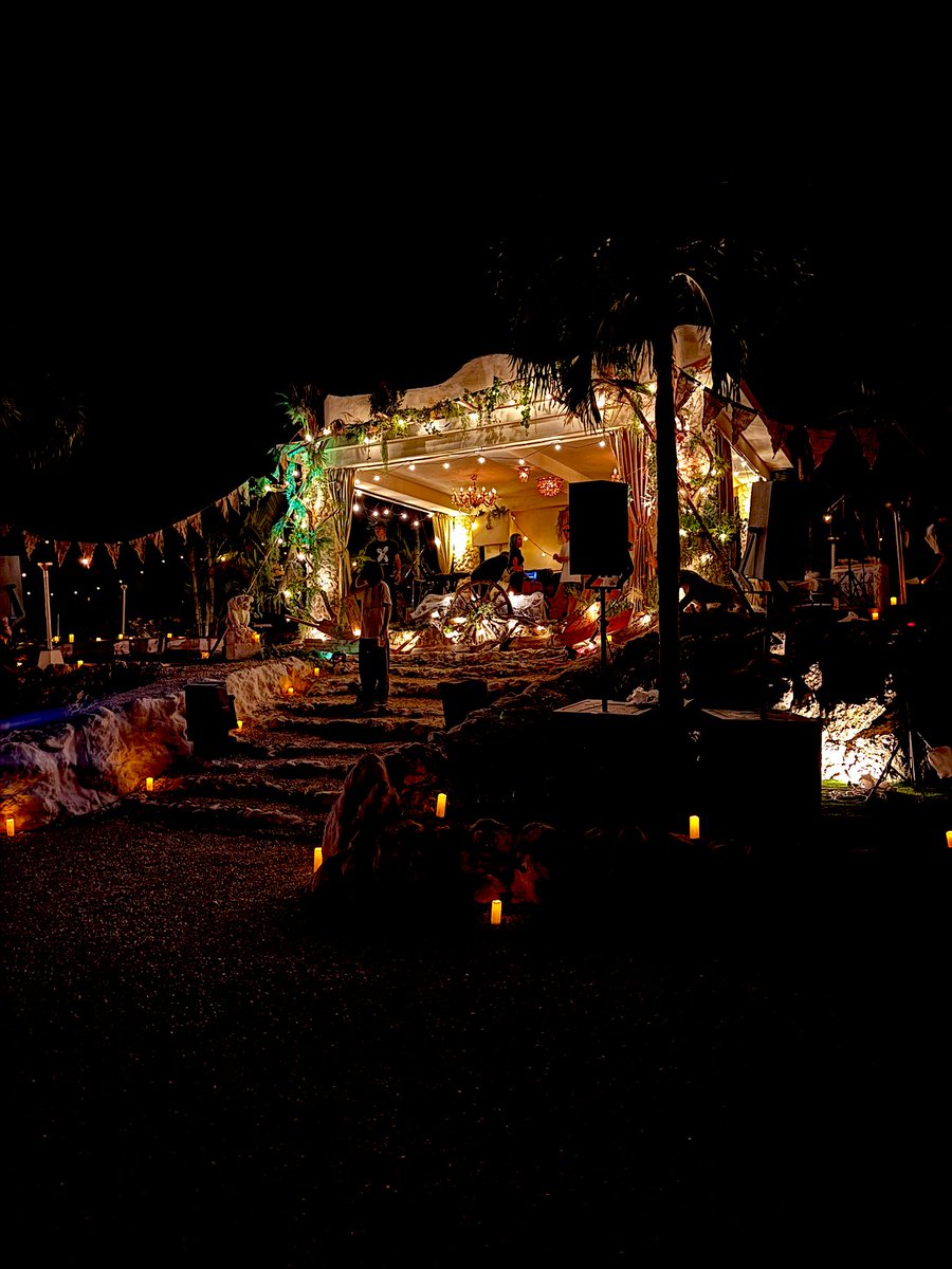 初の宮古島でした

最高の空間で
最高の日を作ってくれて 
ほんまにありがとうございました

一生忘れられない 最高の時間だった！！

<a href="/GeGisMellow/">”GeG”ジージ</a>