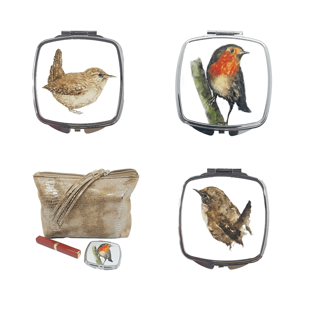 Everyone loves a small garden bird, right ? 
How about an arty version teamed with a handy mirror for a lovely gift idea or treat for yourself.  They fit  neatly into the smallest of handbags 😍
thebritishcrafthouse.co.uk/product/garden…
#UKGiftHour #UKGiftAM #birds #mirror #shopindie #MHHSBD