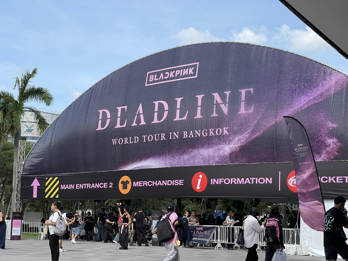 jenniipednoy's tweet image. 14.30 อยู่ตรงนี้จ้าาาา
#DEADLINE_IN_BANGKOK