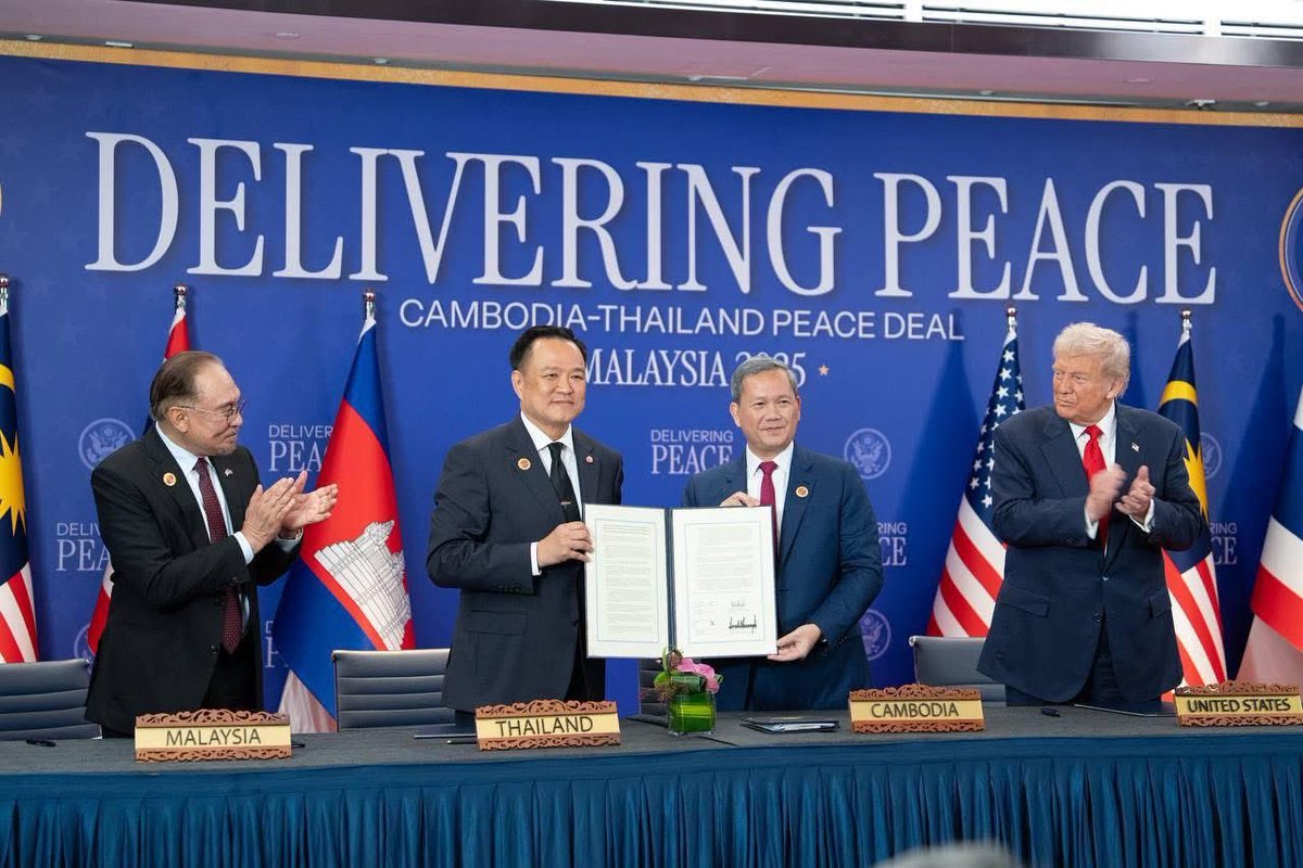 greferjun's tweet image. Grateful to the signing of the peace agreement between Cambodia and Thailand this morning. May this new chapter bring lasting peace and prosperity to our region. 🇰🇭🤝🇹🇭