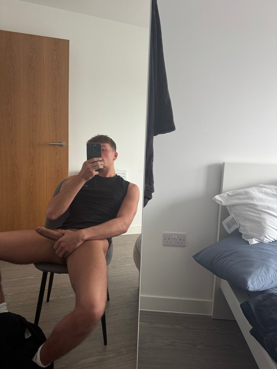 Calvin Hunter tweet media