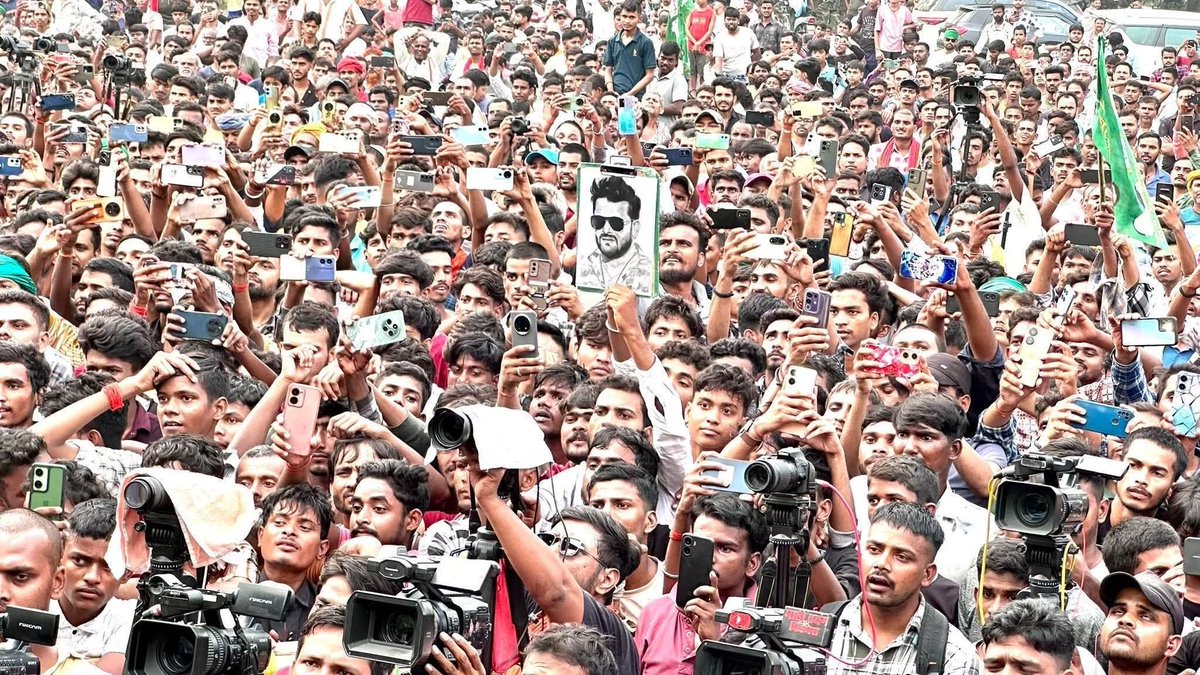 एक अकेला खेसारी सब पर भारी....❤🔥