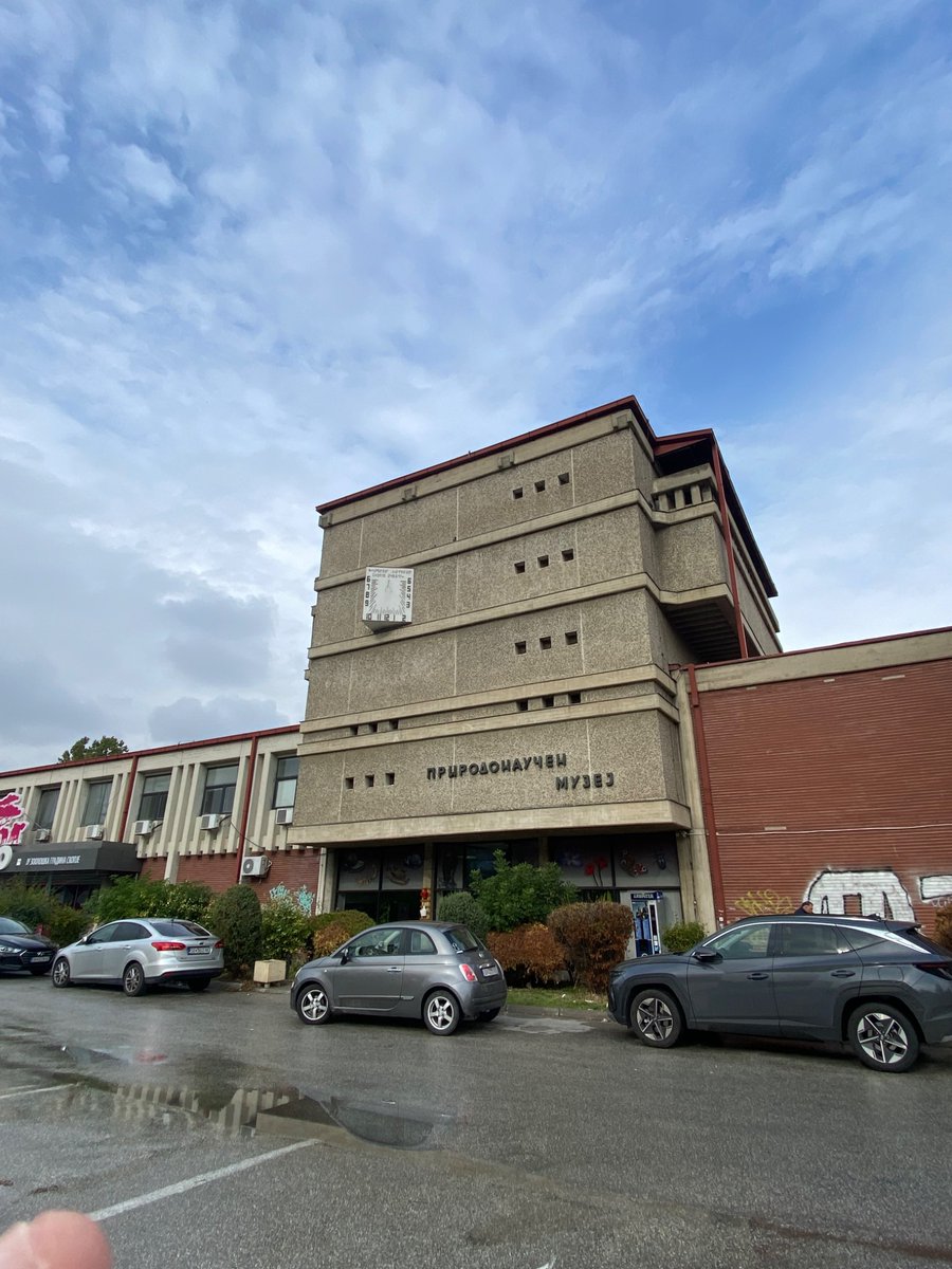 jas_sme_'s tweet image. Денес продолжуваме со што може да се види во Природонаучен  музеј во Скопје, 

но овојпат преку поглед кон Македонија – која според Обединети нации за животна средина, иако зафаќа само 5 % од Балканскиот Полуостров, е вистински европски биодиверзитетен хотспот.